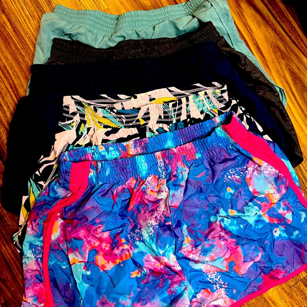 Girls running shorts XL